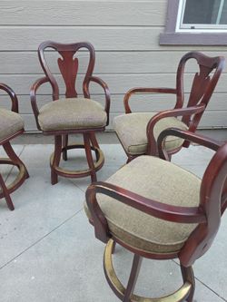 4 BAR STOOLS HEAVY DUTY 950