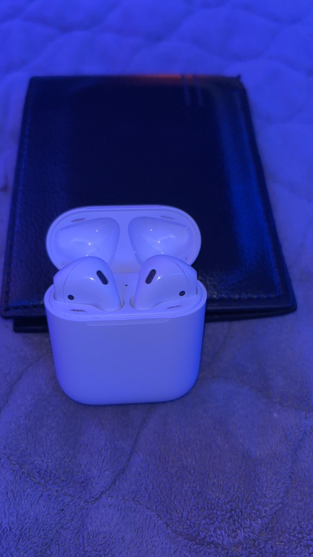 AirPods