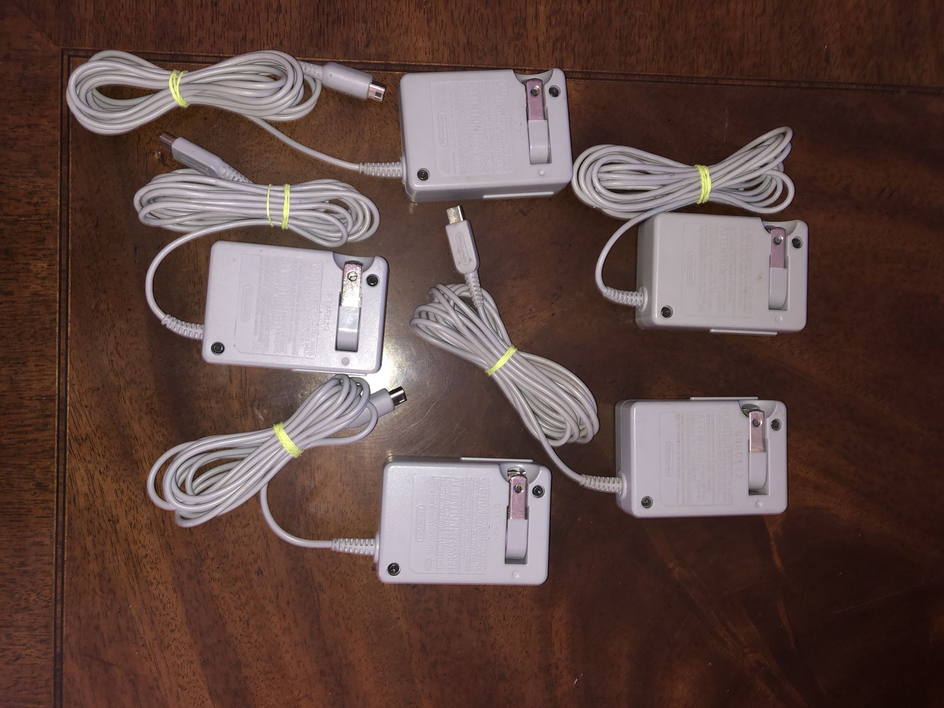 Nintendo 3Ds chargers