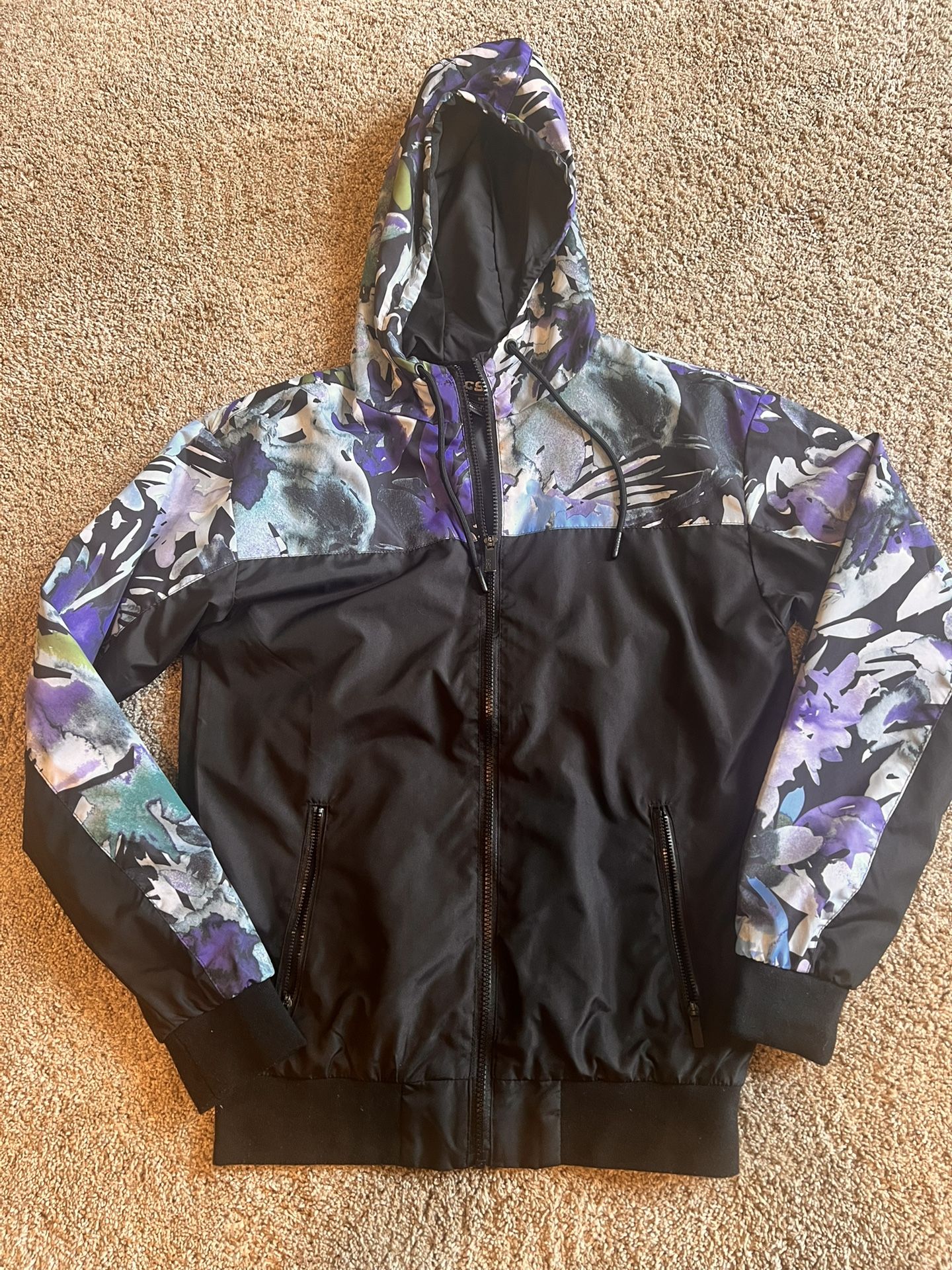 CSG Men’s Lightweight Hooded Windbreaker Jacket – Black & Floral Camo (Size S)