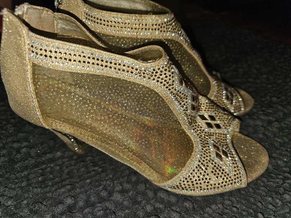 Womens Gold Dress Shoes