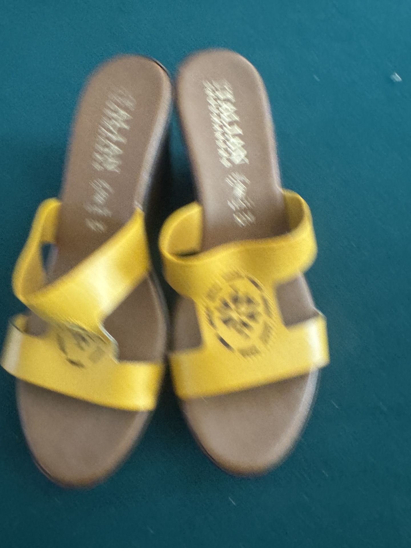 Italian Shoemakers Yellow Wedge Sandals Size 10M Made in Italy