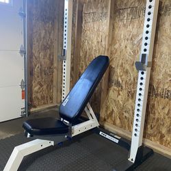 Fitness Gear Squat And Bench Rack With Heavy Bag 