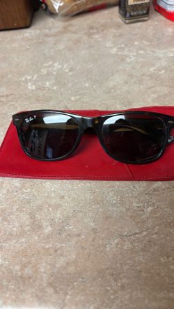 Ray Ban women’s sun glasses