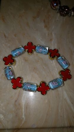Flower glass bead bracelet