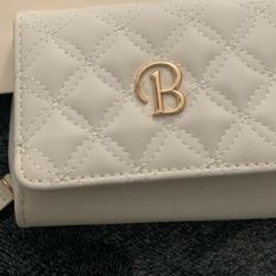 WALLET  B