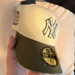 6 Strap Back Hat’s  / 1 Fitted Hat