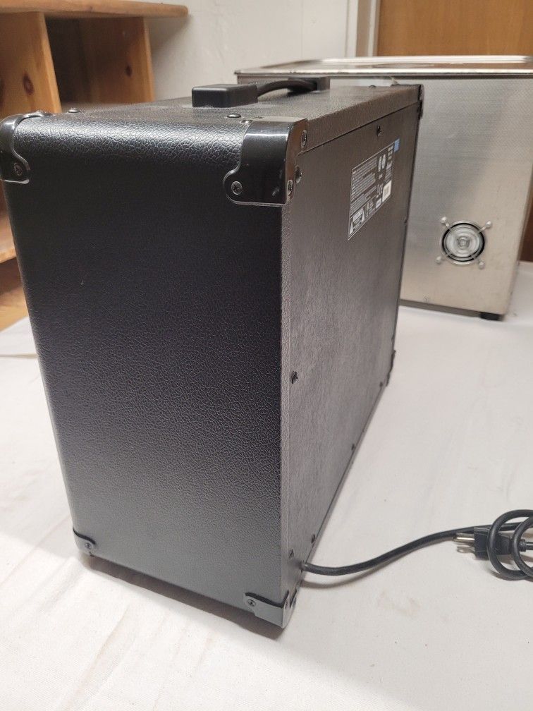 Marshall Mg30FX Amp