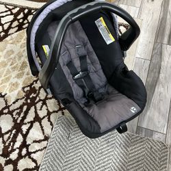 Baby Trend Car Seat 