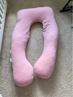 Pregnancy pillow