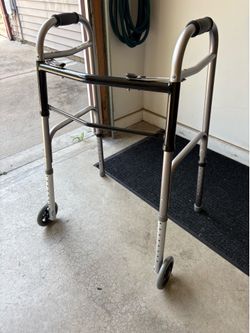 Foldable Medical walker with wheels