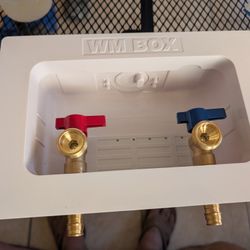 Washing Machine Outlet Box With Center Drain 1/2