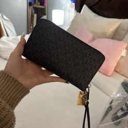 Michael Kors wallet