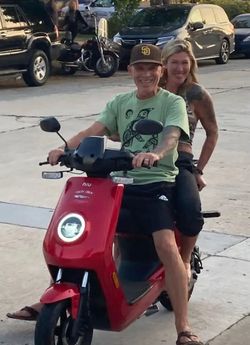 NIU m+ sport electric bike