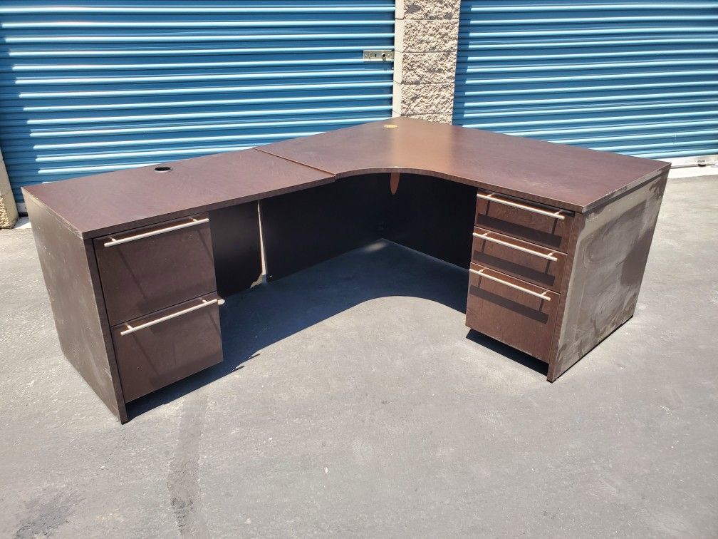 DESK. - Office DESK- L Shaped