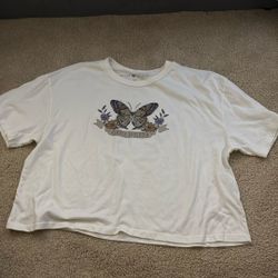 butterfly cream white cropped t shirt 