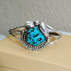 Vintage Sterling Silver Navajo Style Turquoise Cuff Bracelet 