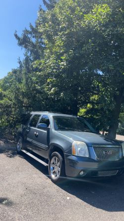2007 GMC Yukon Denali XL