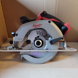 Milwaukee Circular Saw 