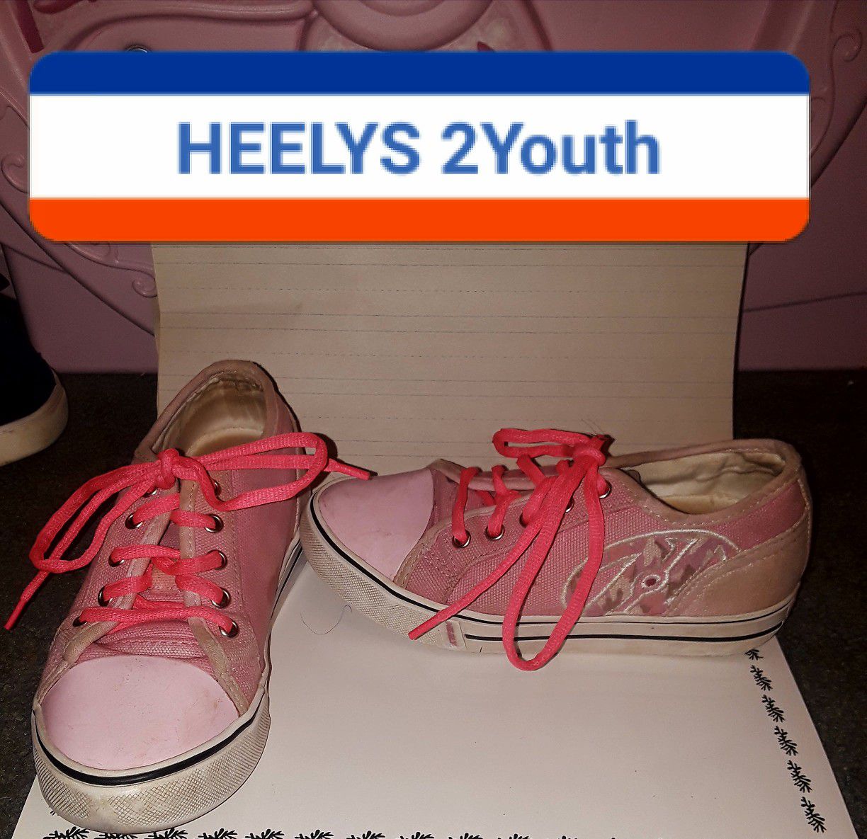 Girls shoes size 2 youth