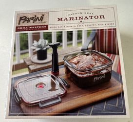 Parini Cookware 2.6QT vacuum seal marinator. Perfect for all meats, vegetables, fish, poultry, beef, etc.