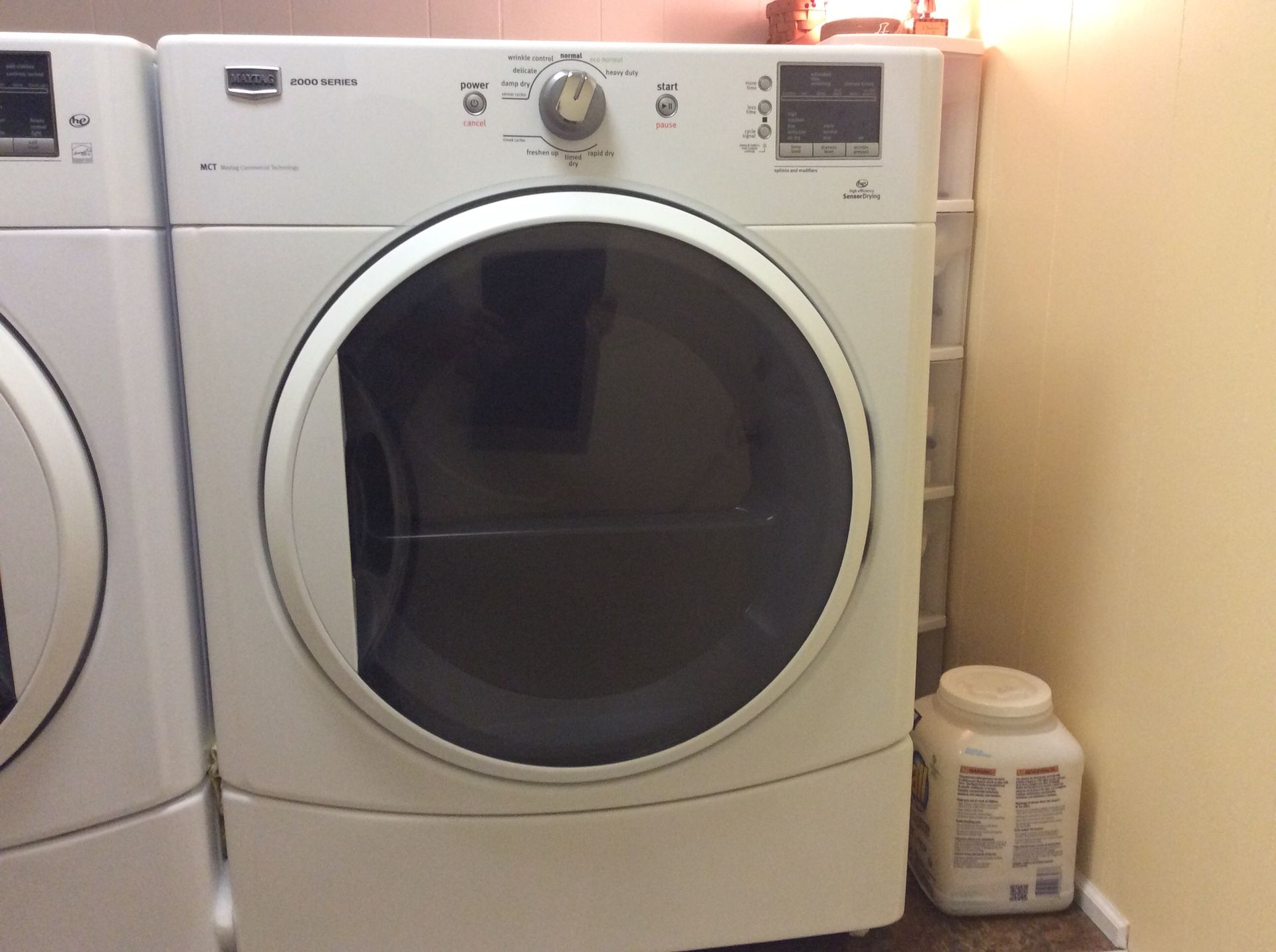 Maytag 2000 series front loading washer & dryer for Sale in Mercersburg