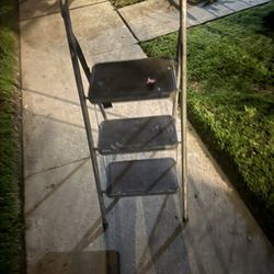 Folding State  🪜 Really Strong, Good Condition For. Only.  15