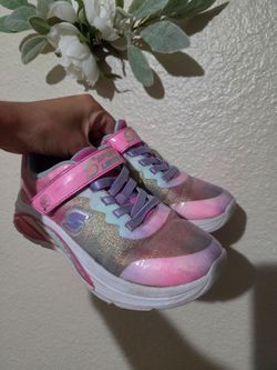 Girls tennis shoes size 3
