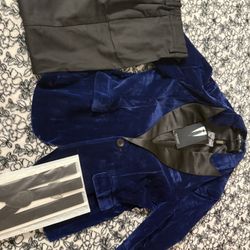 Kids Mage Male Blue Velvet Blazer Set with Suspenders - Size 7
