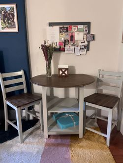 Adjustable Dining Set