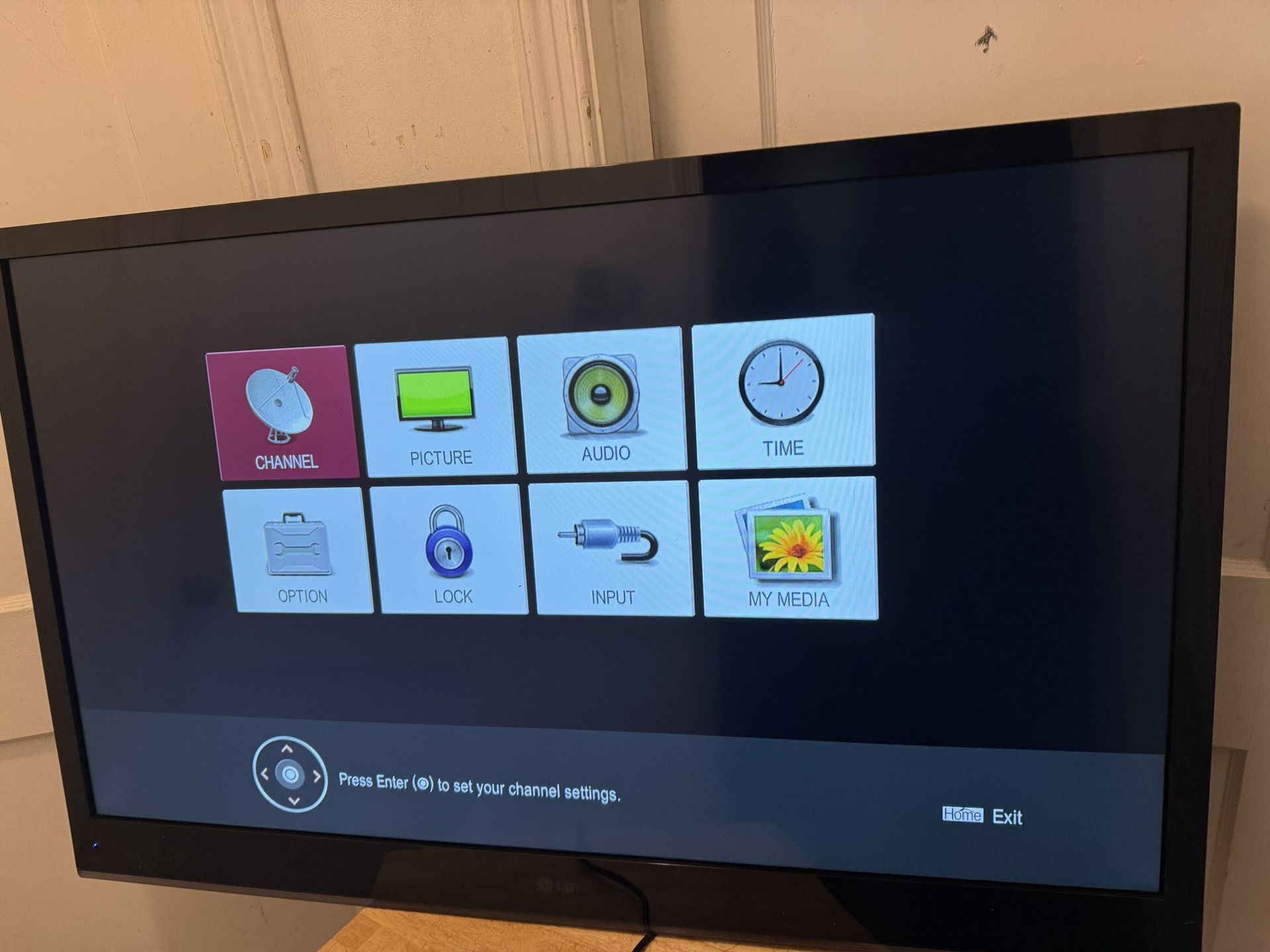 LG Television