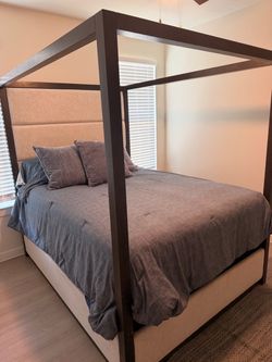 Queen bed with mattress