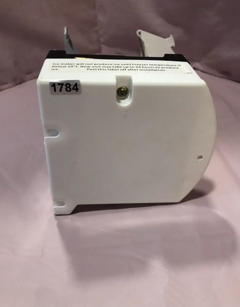 WR30X10093 GE Ice Maker ๐Brand NEW ๐