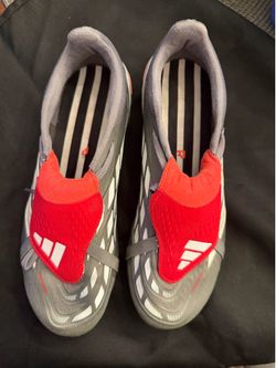 Adidas Youth Predator Elite Fold-Over  Tongue Size 6