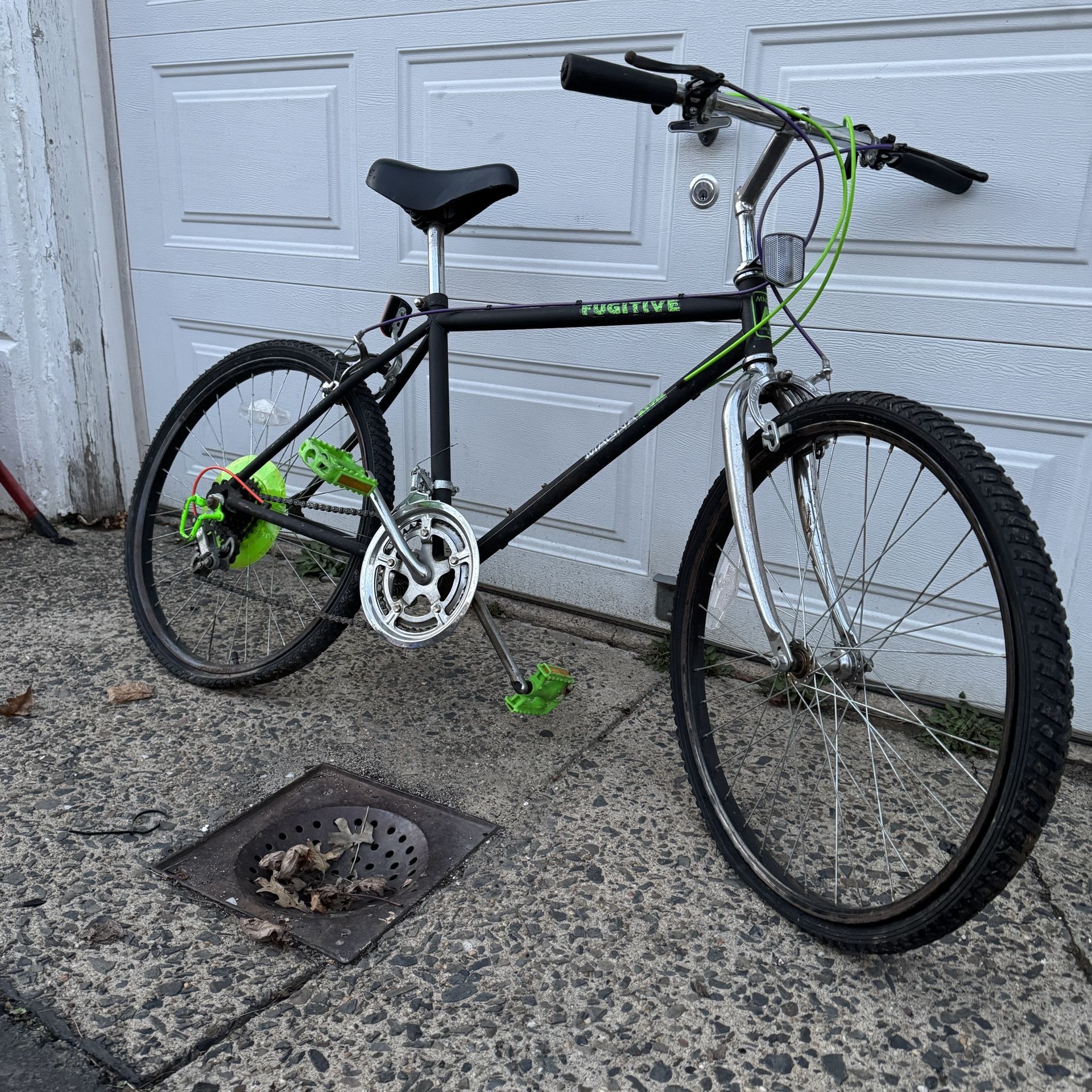 Magna Fugitive Mens Mountain Bike
