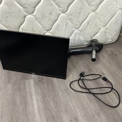 24” Dell Monitor With Stand Arm 