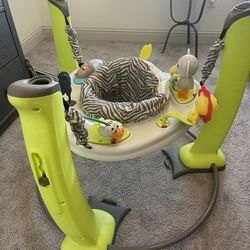 Bright Starts baby Activity jumper 