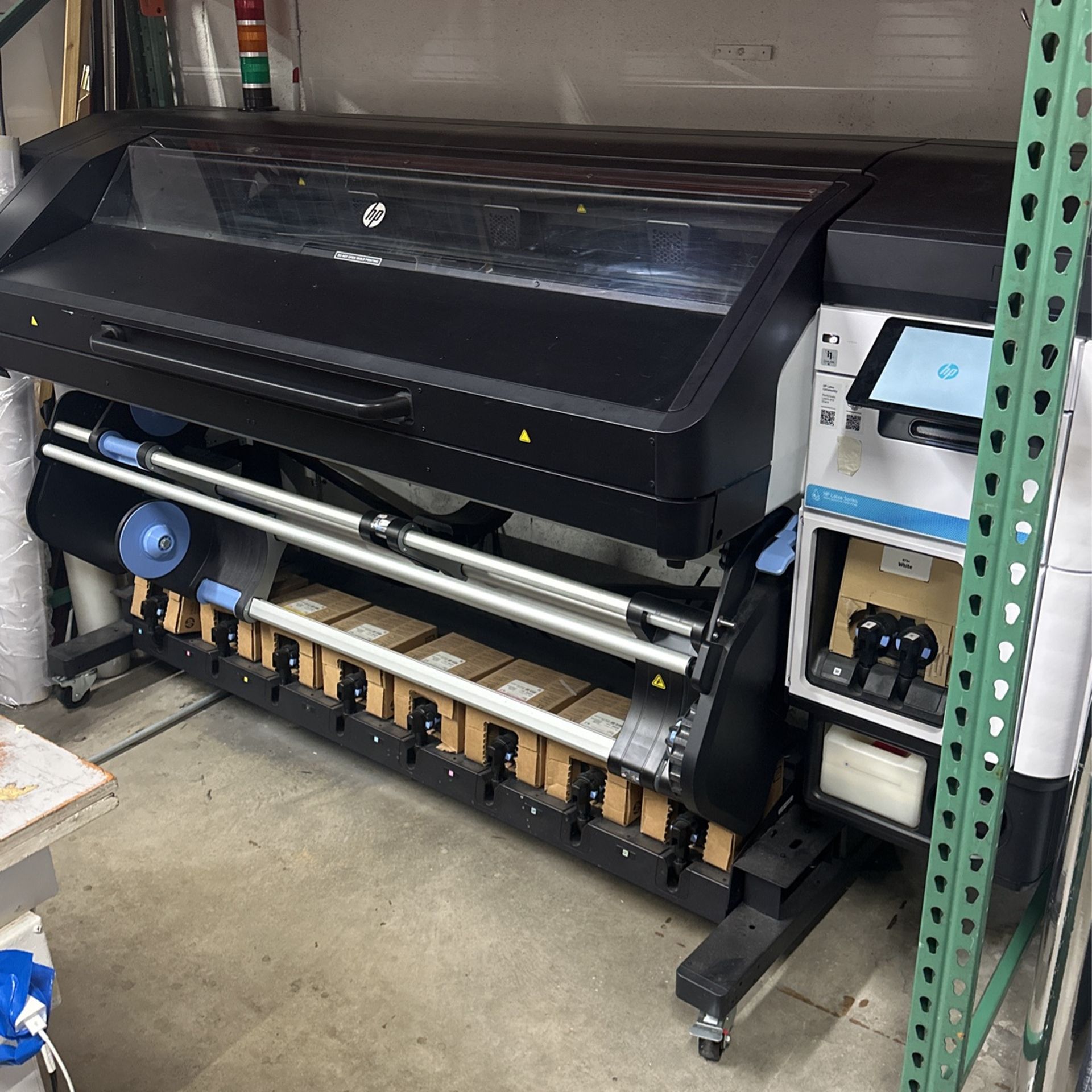 HP Latex 800w Large Format Printer