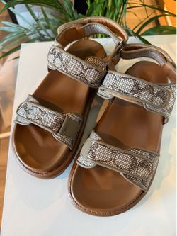 Viral Women’s sandals