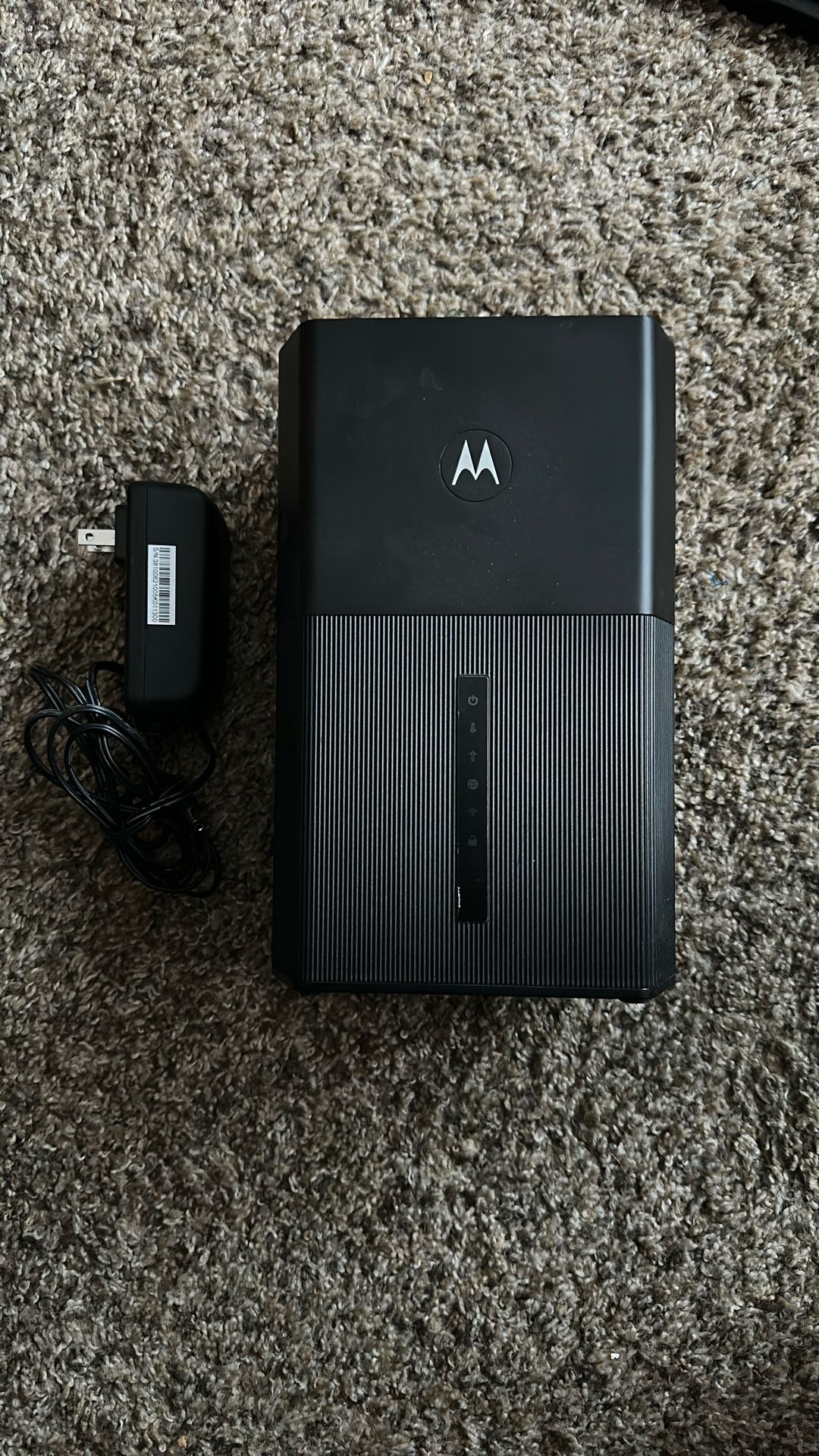 Motorola MG8725 WiFi 6 Router + Multi-Gig Cable Modem