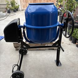 Concrete Mixer - 5 Cubic Feet 