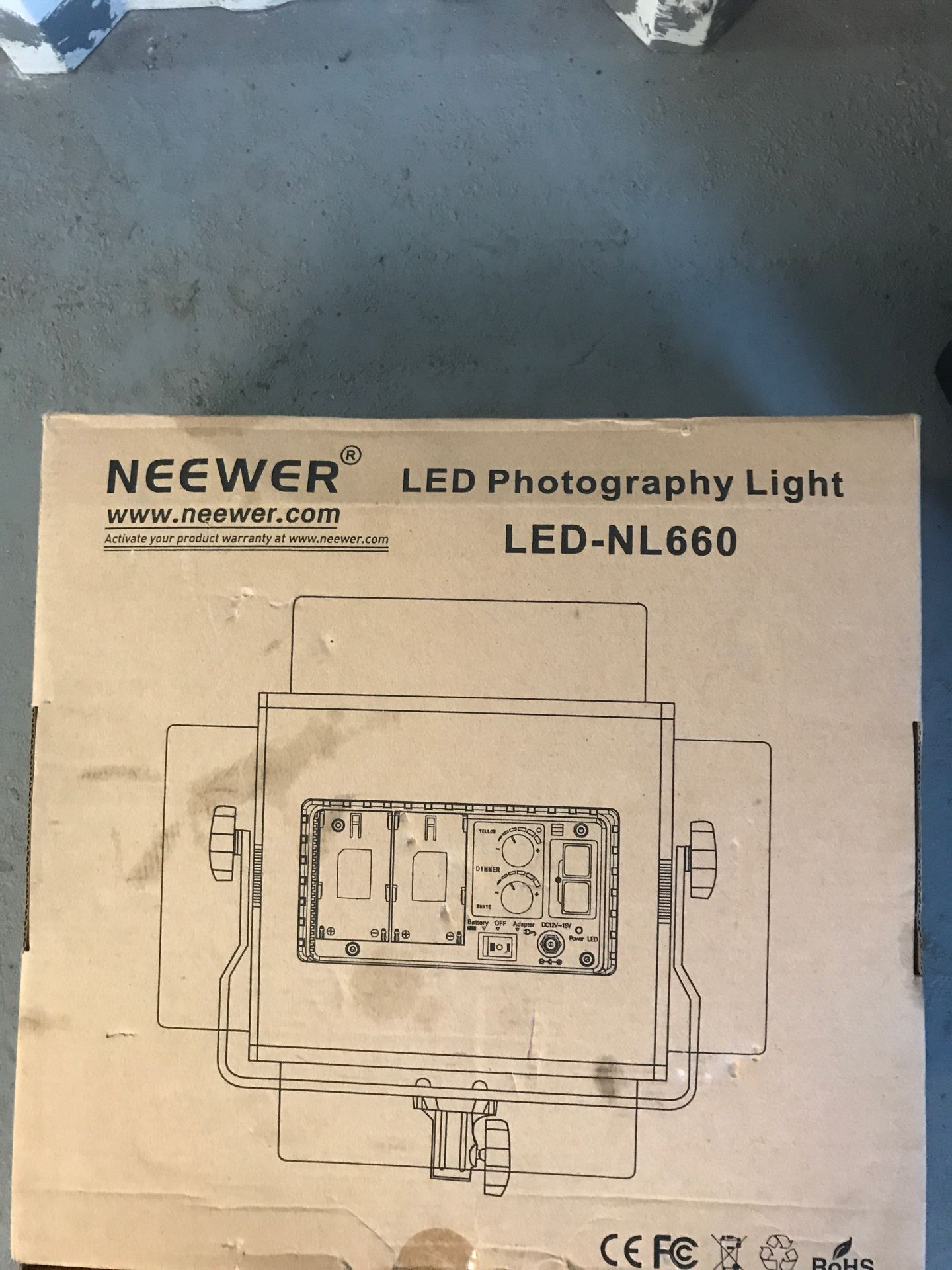Neewer camera light