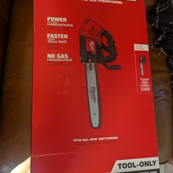 Milwaukee M18 Fuel Chainsaw 