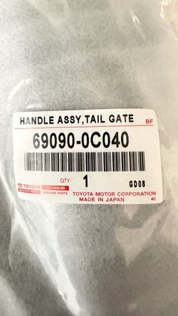 07-13 Toyota Tundra OEM Tailgate Handle