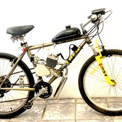 $360 NEWLY POWERED MOTORIZED BIKE $360 100 mpg 40 mph Easy pedal start Pedal or motorize anytime Fun  Simple Powerful Fast Easy  Fiv5tw2zer0fou4zer0si