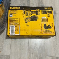 Roofing Nails Kit With 2 0ah