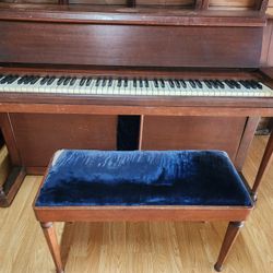 Free piano (bench included)
