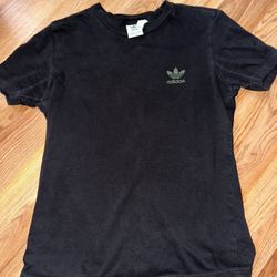 Women’s Adidas Shirt Size S