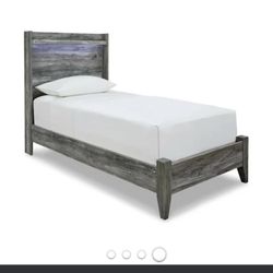 Twin Bed 