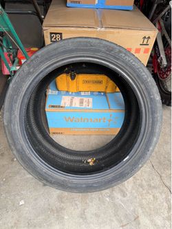 1 315/35R20 tire